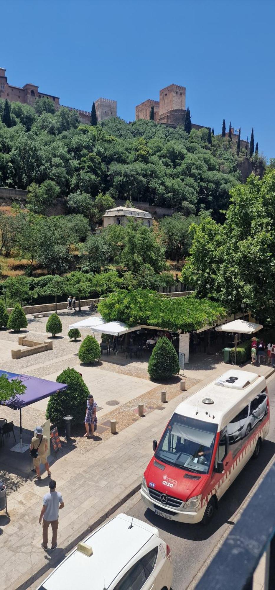 The Nasrid Palace From Your Bed ! Granada Exterior photo